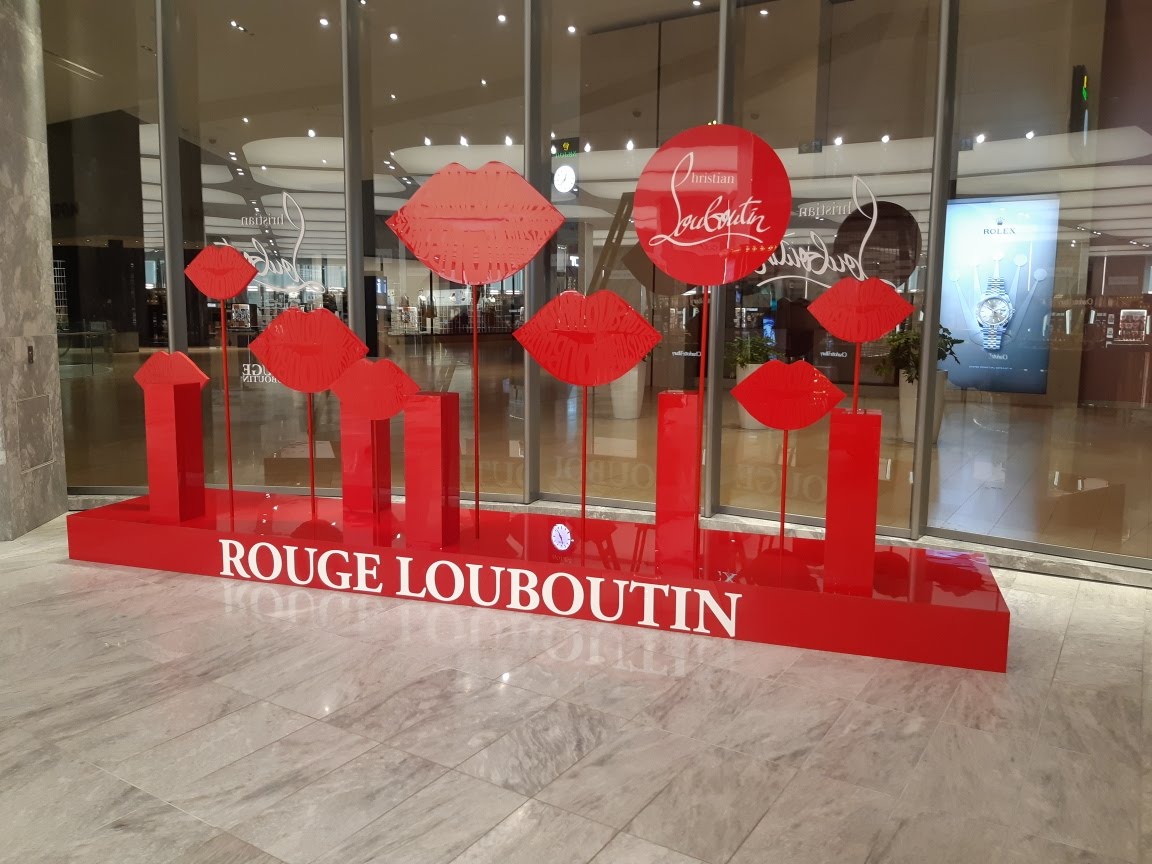 Valentine's Day Display - ROUGE LOUBOUTIN